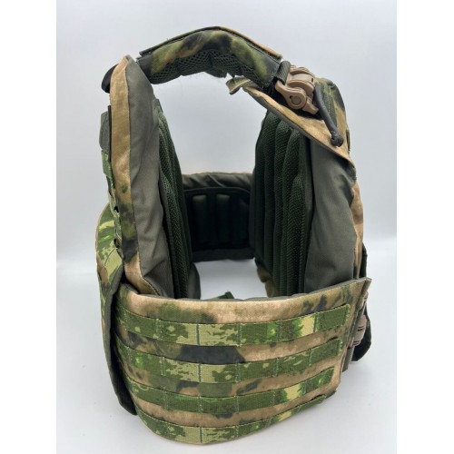 Бронежилет ЗАЩИТНИК в Армавире с кевларовым баллистическим пакетом C2, капами и бронеплитами Бр5