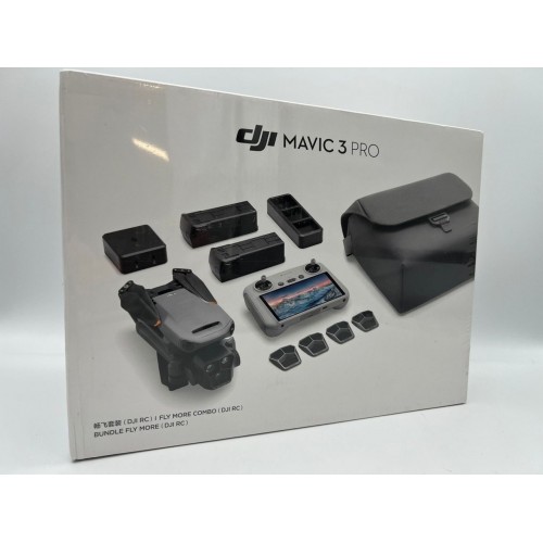 Квадрокоптер DJI Mavic 3 Fly More Combo в Армавире DJI RC / с экраном