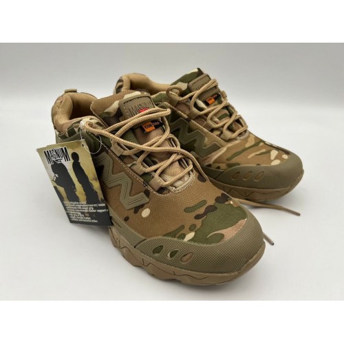 Треккинговые кроссовки «MAGNUM» летние в Армавире