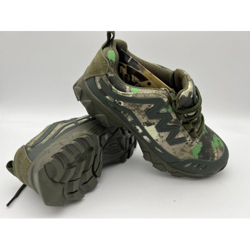 Треккинговые кроссовки «MAGNUM» летние в Армавире